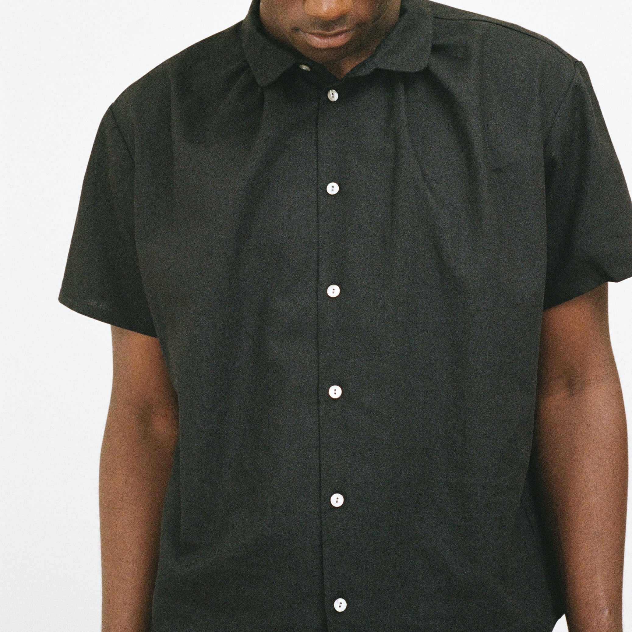 Short Sleeve Shirred Shirt, Black