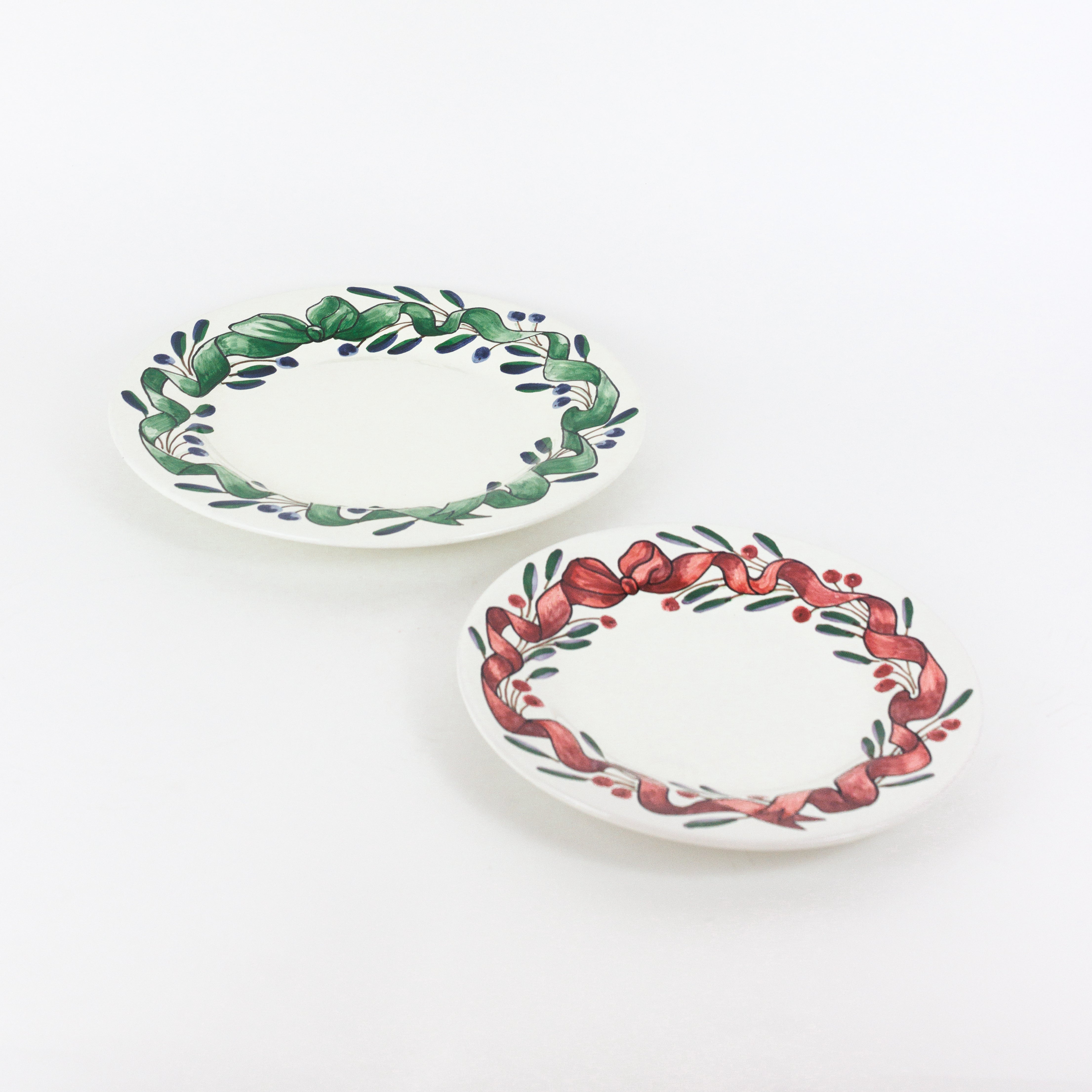Olive & Ribbon Plates