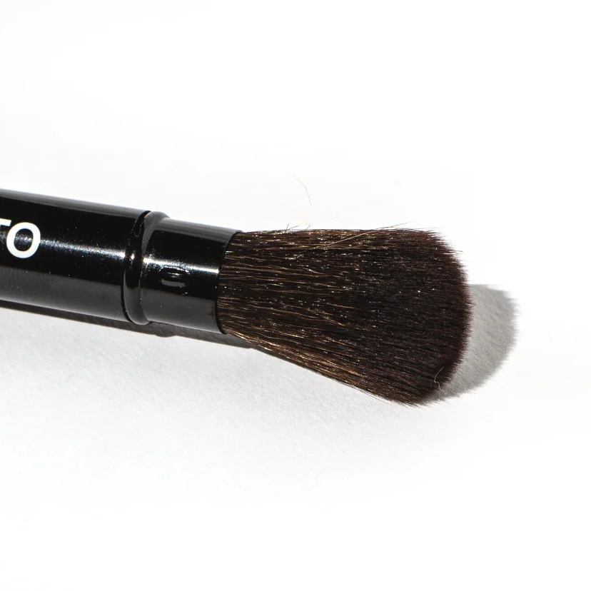 NOTO Lip + Cheek Duo Brush