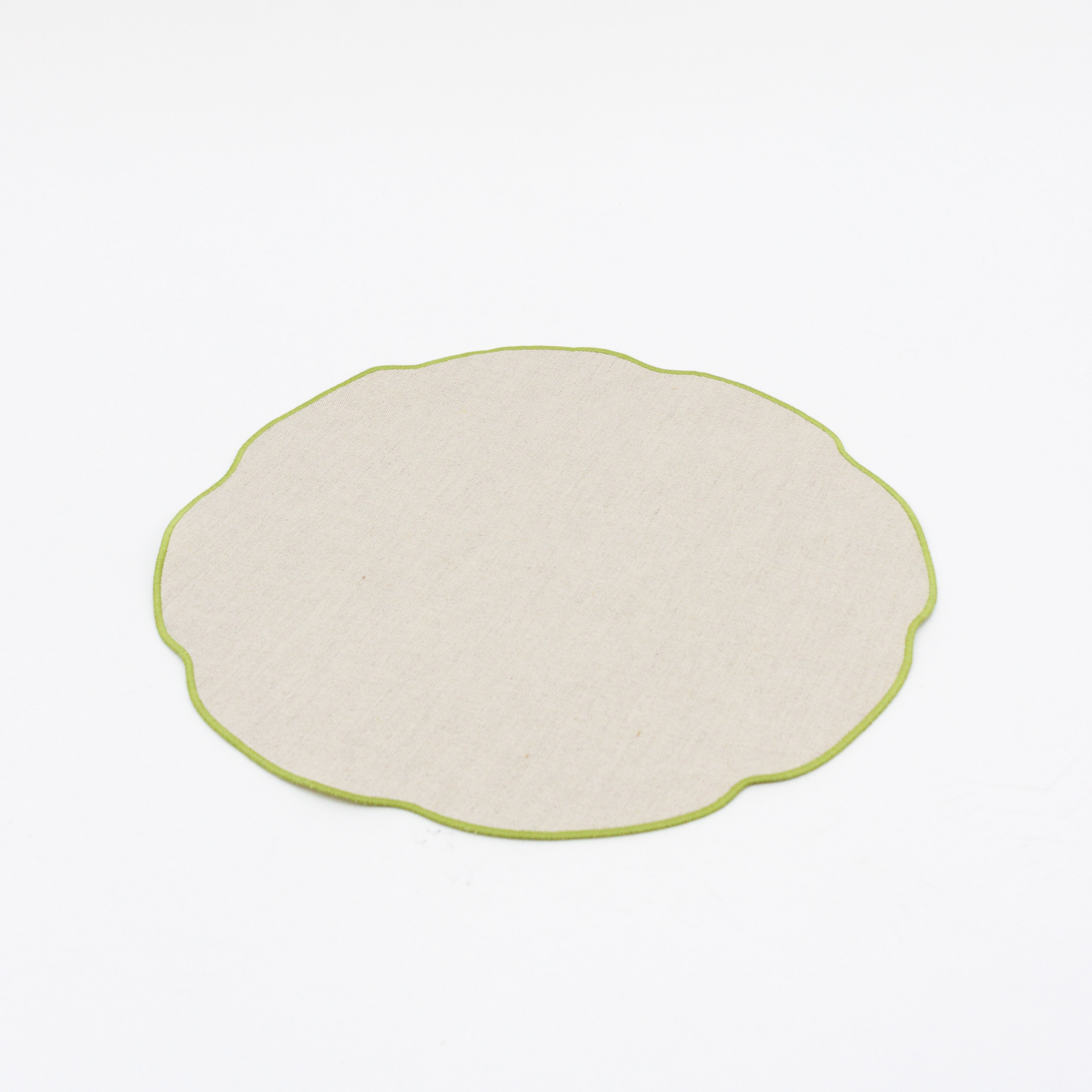 Nura Round Placemat